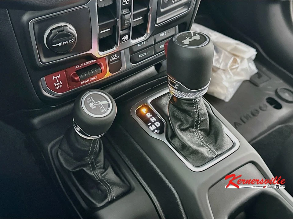2026 Jeep JL Wrangler - Image 12 of 21