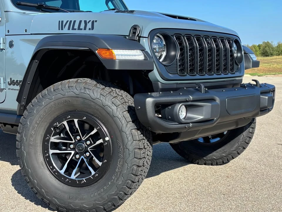 2026 Jeep JL Wrangler - Image 2 of 20