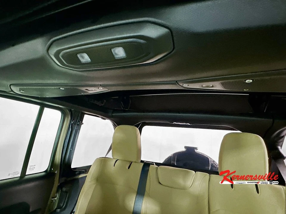 2026 Jeep JL Wrangler - Image 14 of 21