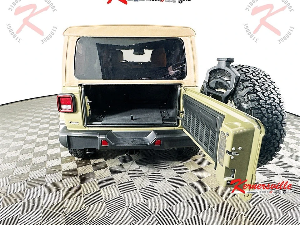 2026 Jeep JL Wrangler - Image 16 of 21