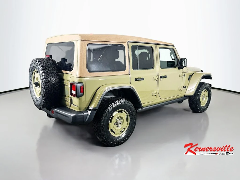 2026 Jeep JL Wrangler - Image 7 of 21