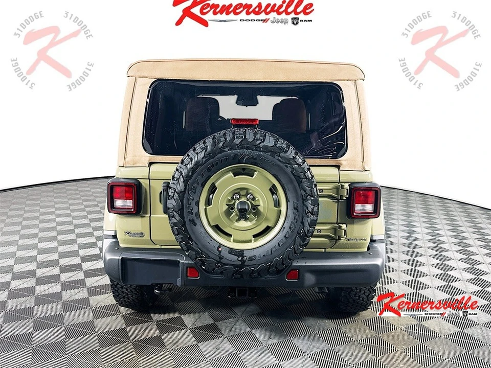 2026 Jeep JL Wrangler - Image 6 of 21