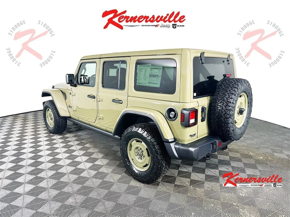 2026 Jeep JL Wrangler - Image 5 of 21