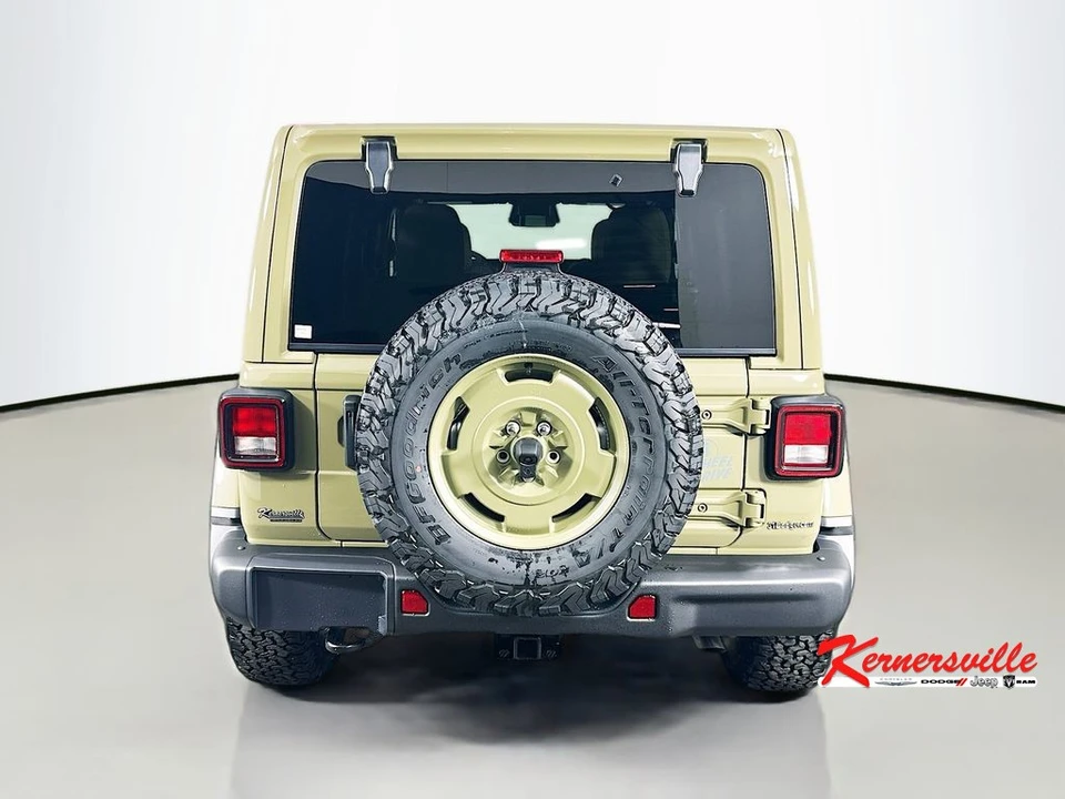 2026 Jeep JL Wrangler - Image 6 of 21