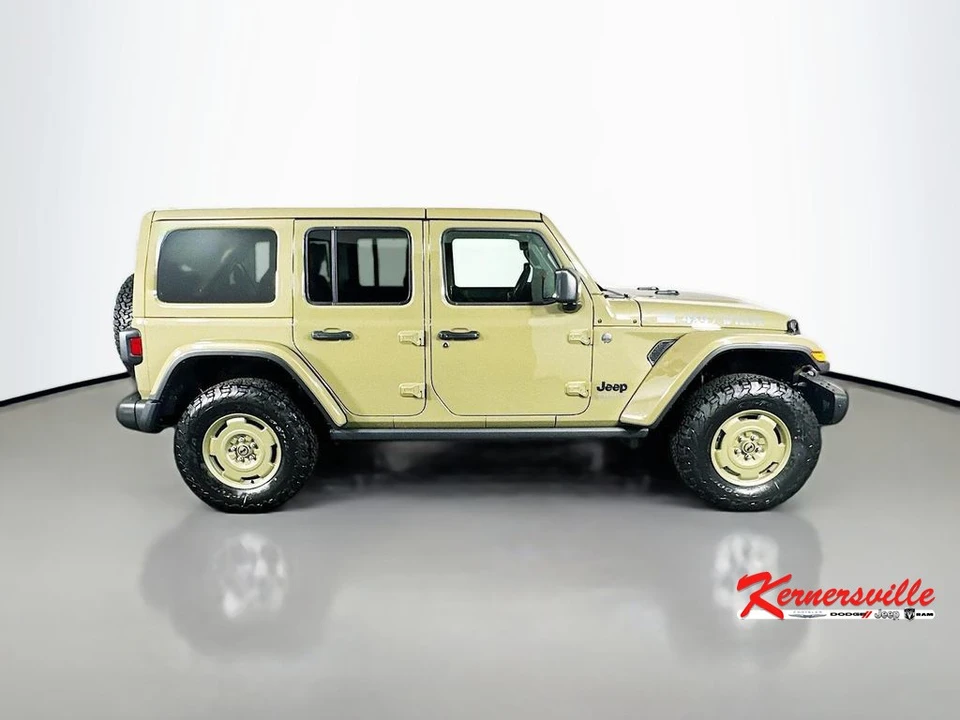 2026 Jeep JL Wrangler - Image 8 of 21