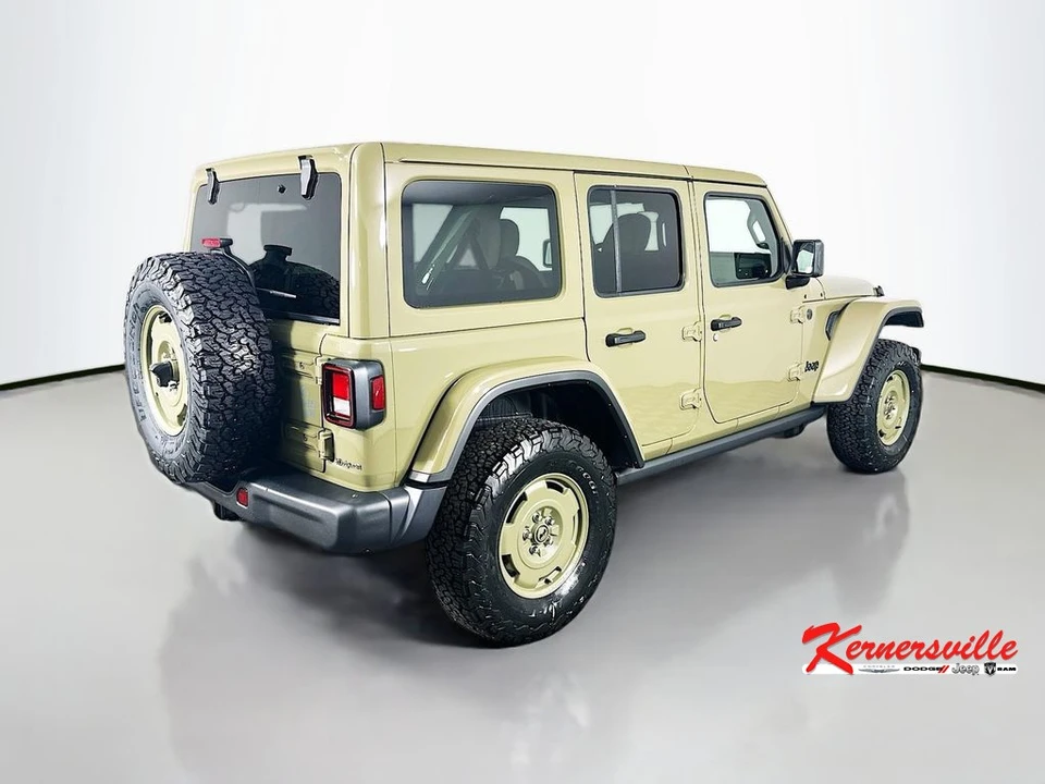 2026 Jeep JL Wrangler - Image 7 of 12