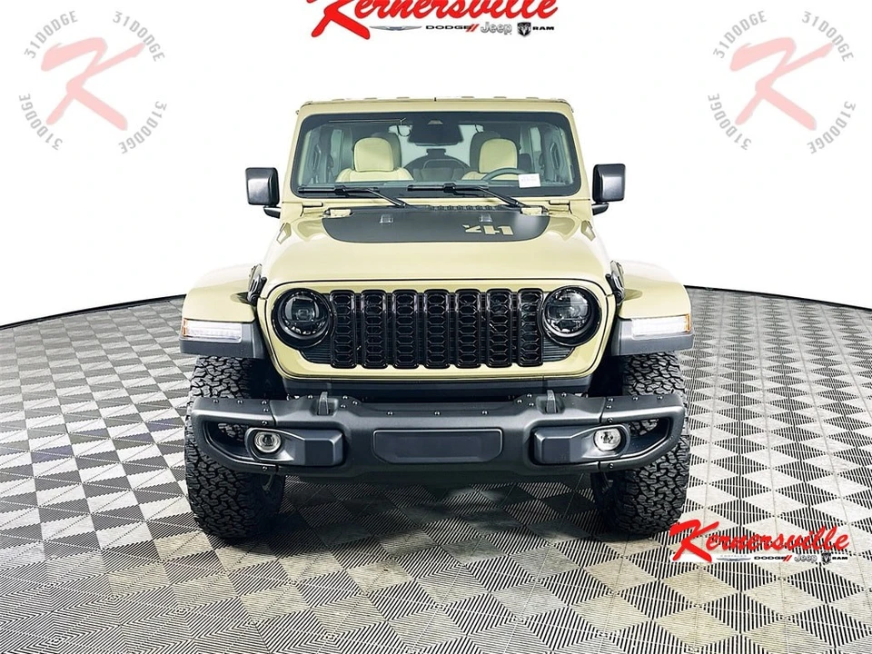 2026 Jeep JL Wrangler - Image 2 of 21