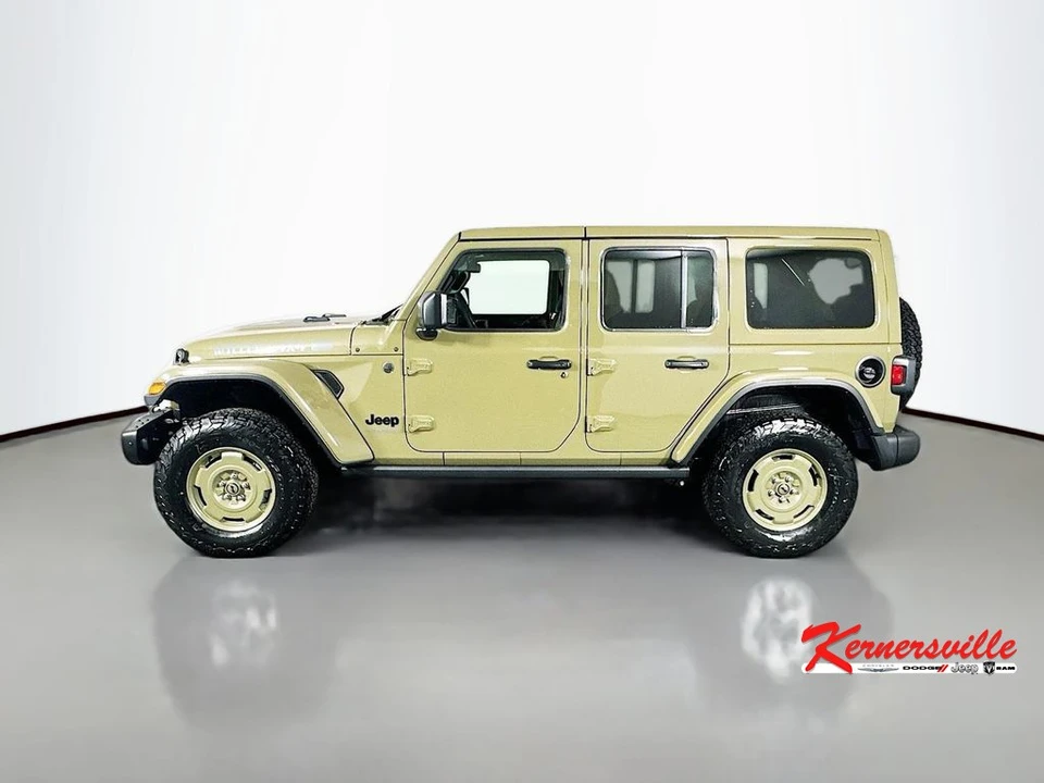 2026 Jeep JL Wrangler - Image 4 of 21