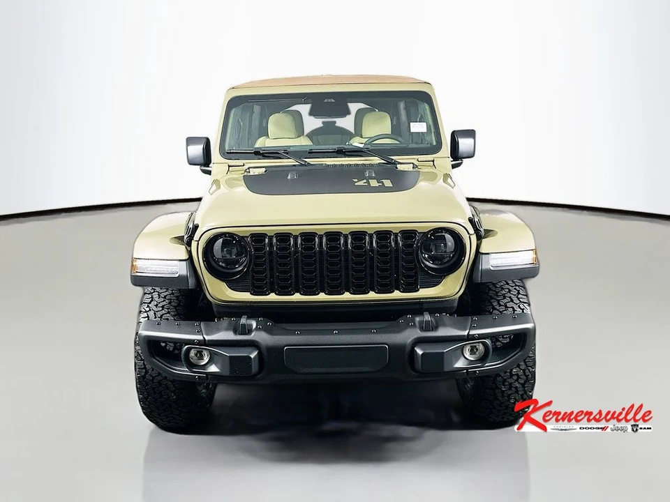 2026 Jeep JL Wrangler - Image 2 of 21