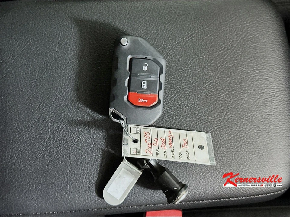 2026 Jeep JL Wrangler - Image 20 of 21