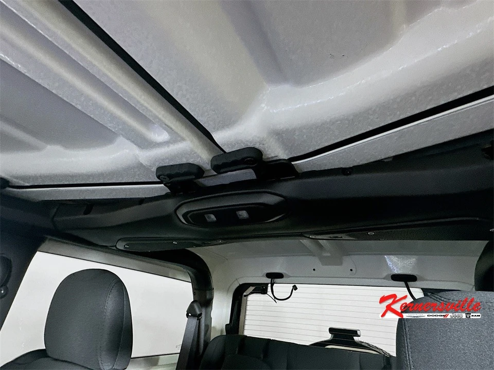 2026 Jeep JL Wrangler - Image 14 of 21