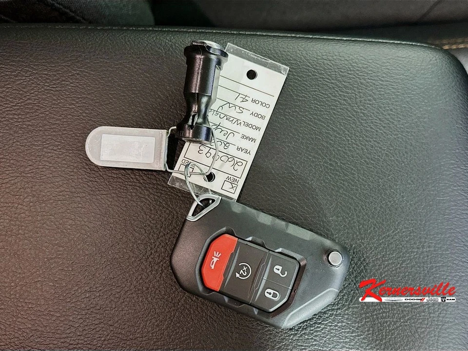 2026 Jeep JL Wrangler - Image 20 of 21