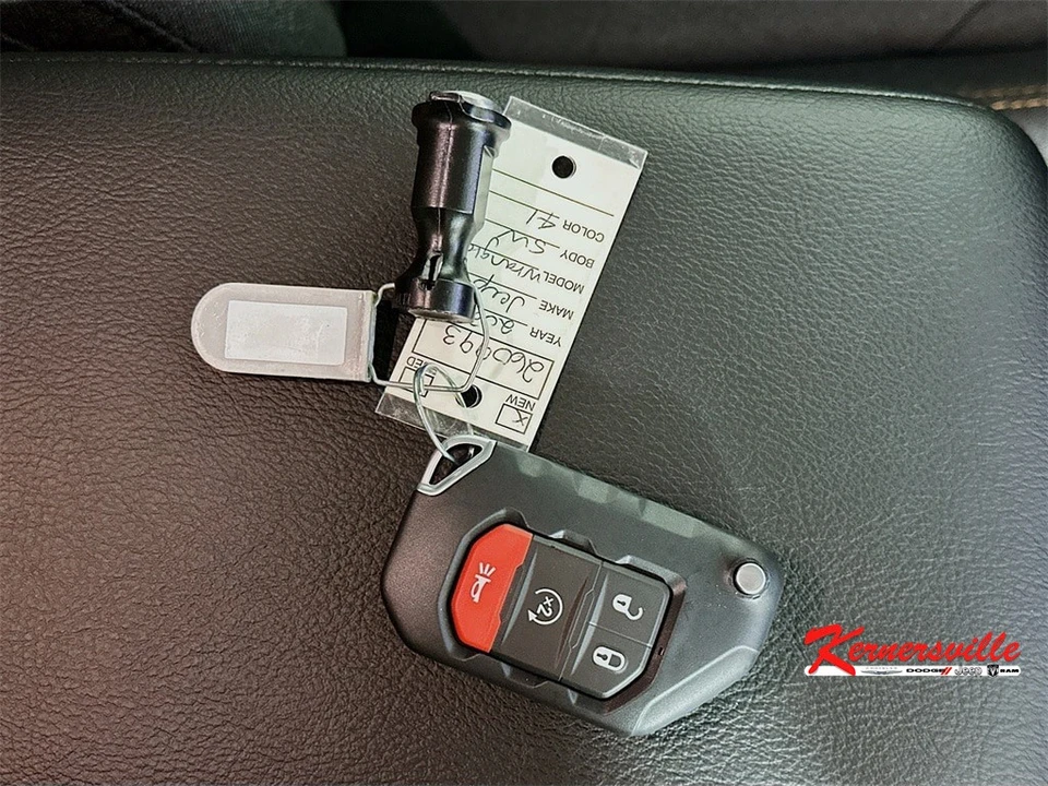 2026 Jeep JL Wrangler - Image 20 of 21