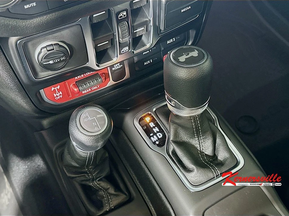 2026 Jeep JL Wrangler - Image 12 of 21