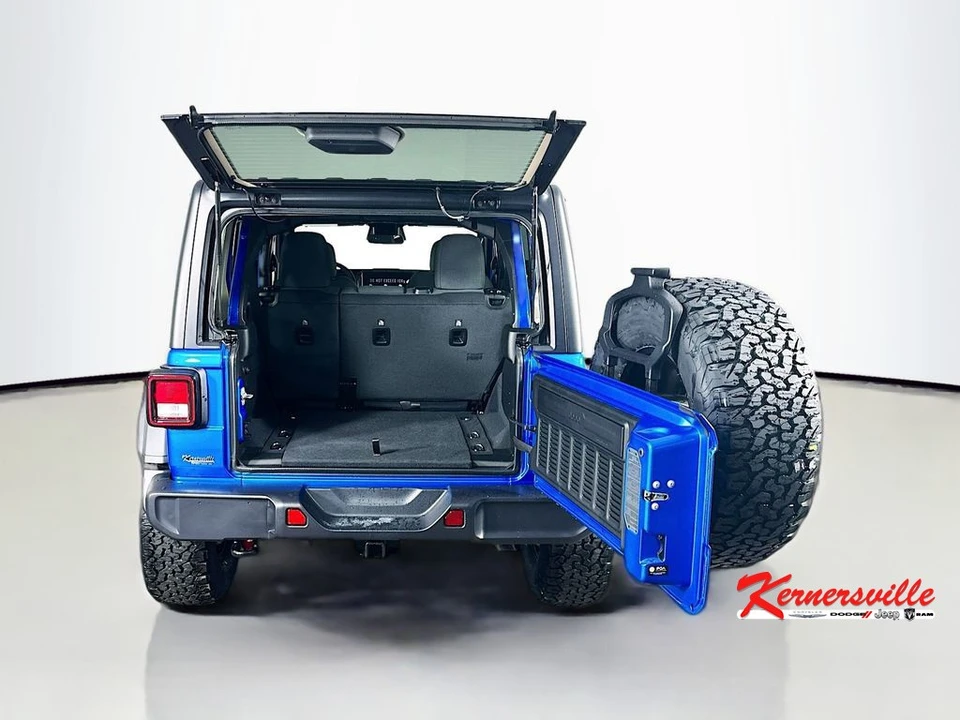 2026 Jeep JL Wrangler - Image 16 of 22