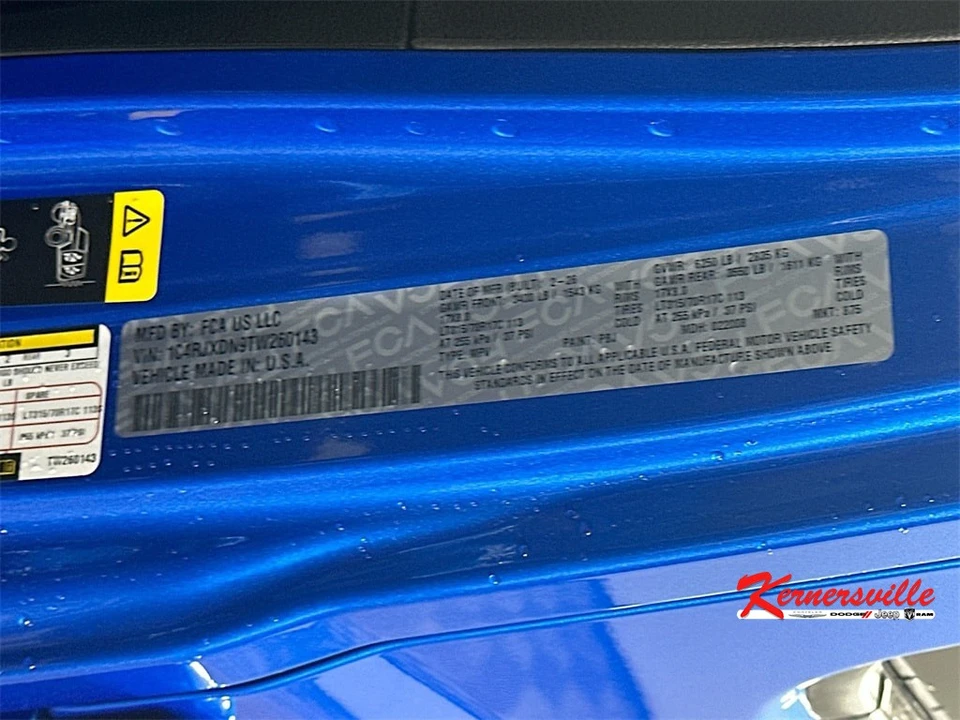 2026 Jeep JL Wrangler - Image 19 of 21