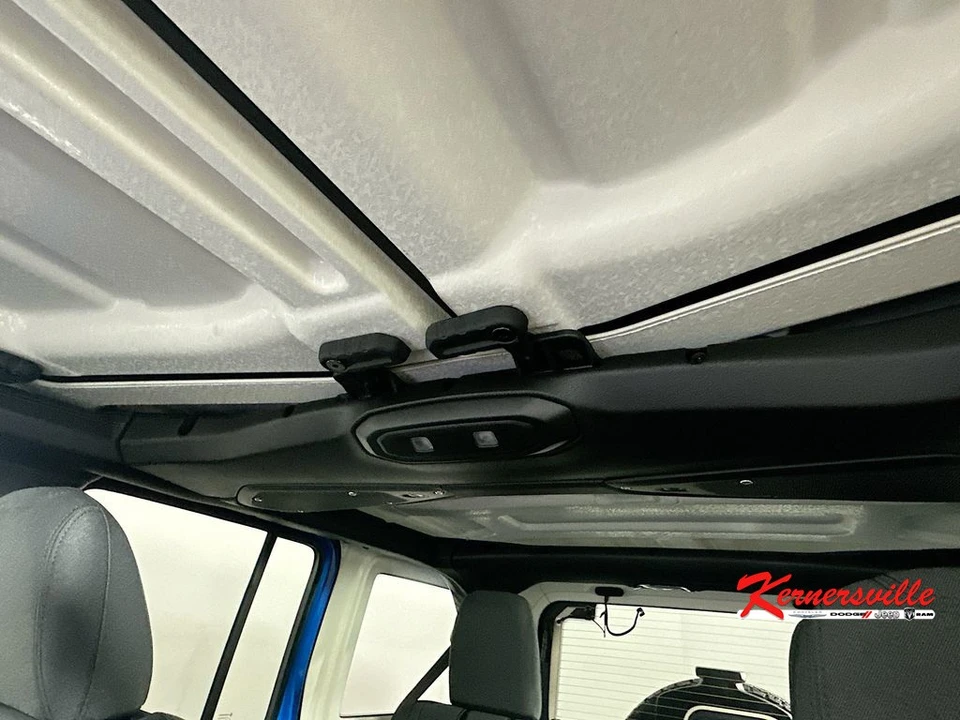 2026 Jeep JL Wrangler - Image 14 of 22