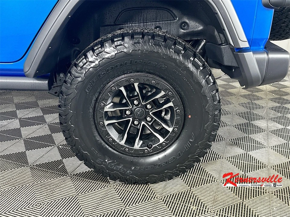 2026 Jeep JL Wrangler - Image 21 of 21
