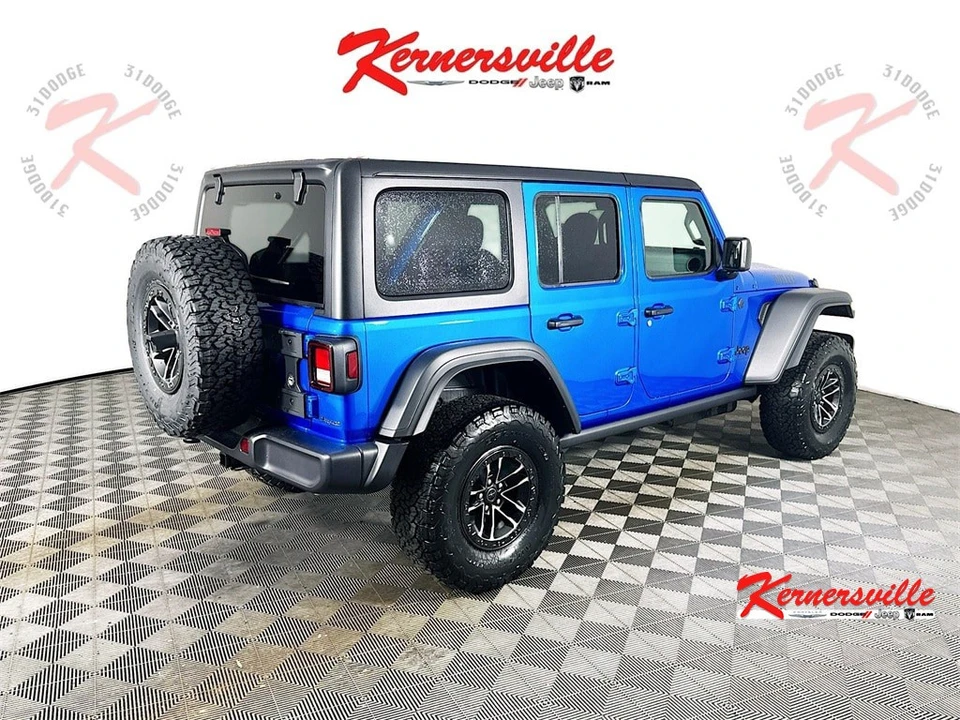 2026 Jeep JL Wrangler - Image 7 of 12