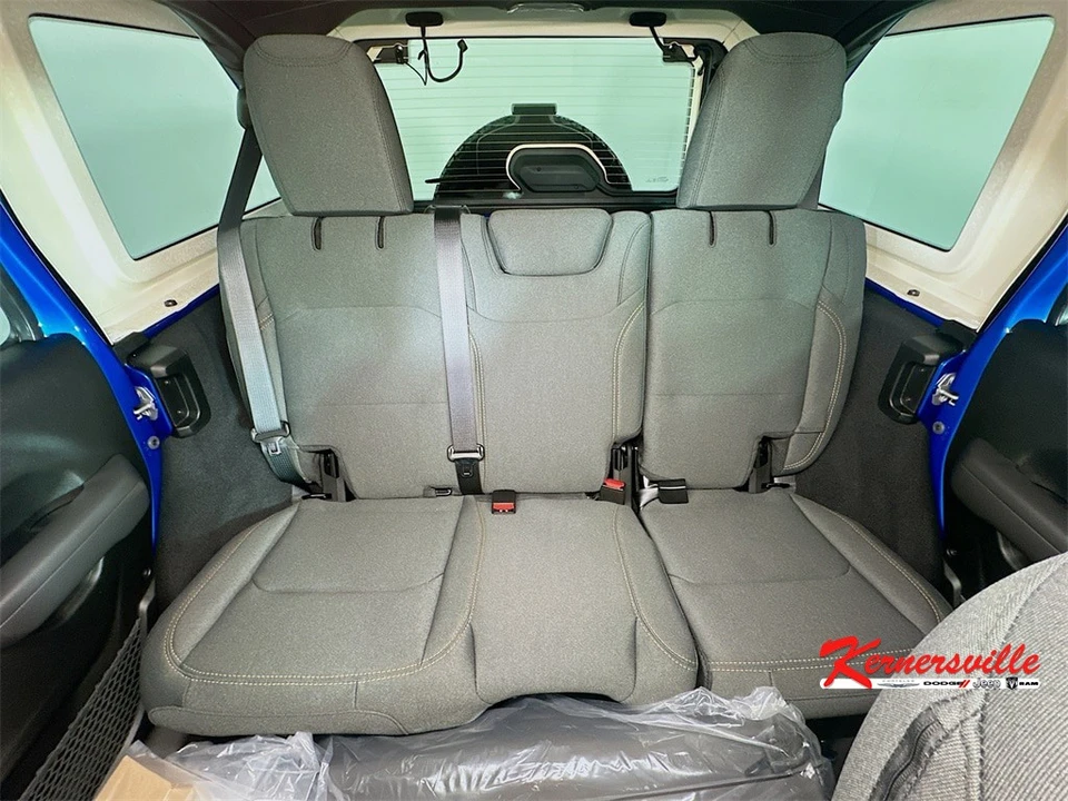 2026 Jeep JL Wrangler - Image 10 of 21