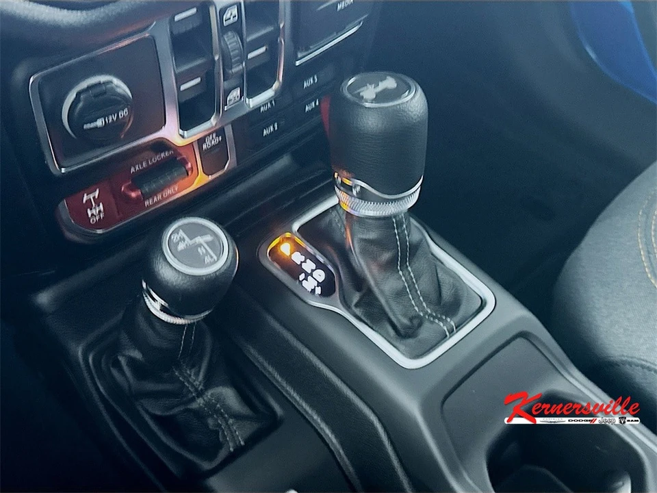 2026 Jeep JL Wrangler - Image 12 of 21