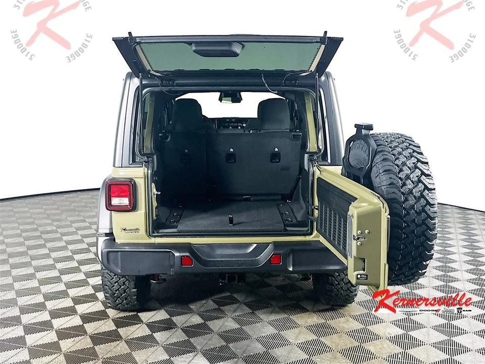 2026 Jeep JL Wrangler - Image 16 of 21
