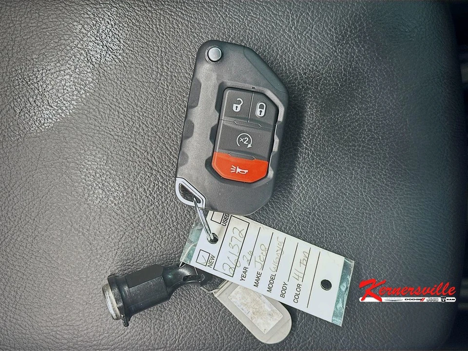 2026 Jeep JL Wrangler - Image 20 of 21