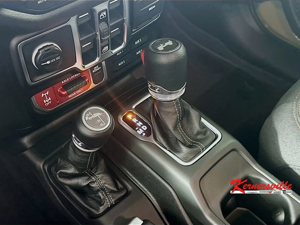 2026 Jeep JL Wrangler - Image 12 of 21