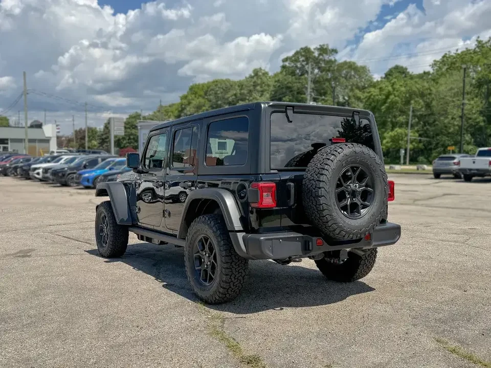 2026 Jeep JL Wrangler - Image 6 of 17