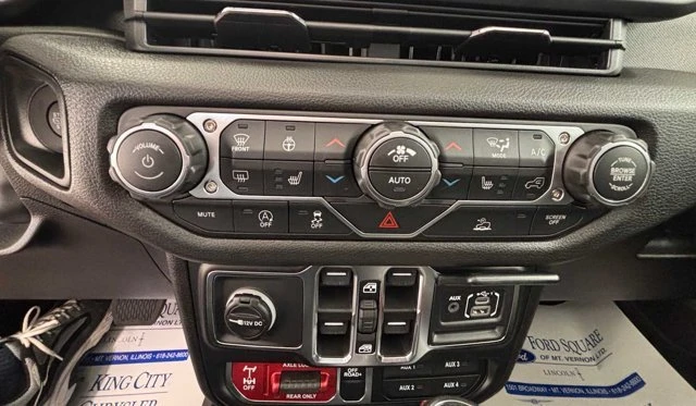 2026 Jeep JL Wrangler - Image 17 of 17
