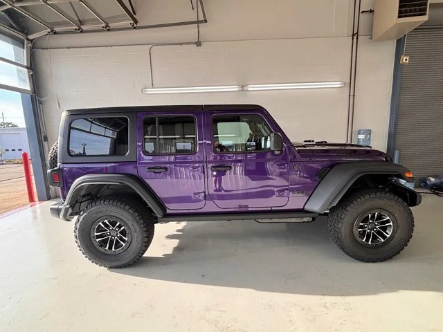 2026 Jeep JL Wrangler - Image 7 of 17