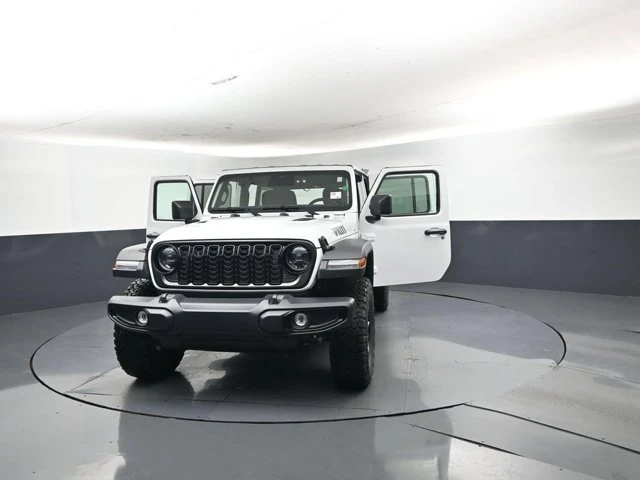2026 Jeep JL Wrangler - Image 10 of 20