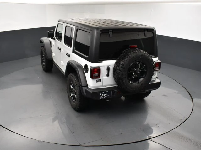 2026 Jeep JL Wrangler - Image 13 of 20