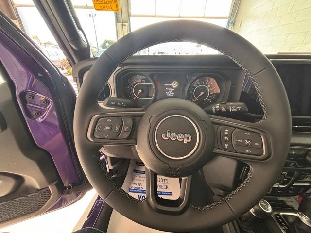 2026 Jeep JL Wrangler - Image 15 of 17