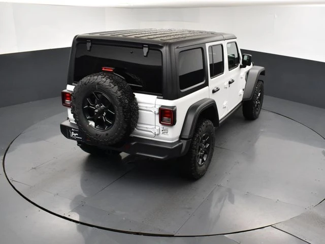 2026 Jeep JL Wrangler - Image 15 of 20