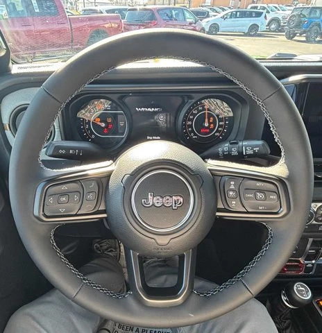 2026 Jeep JL Wrangler - Image 19 of 20
