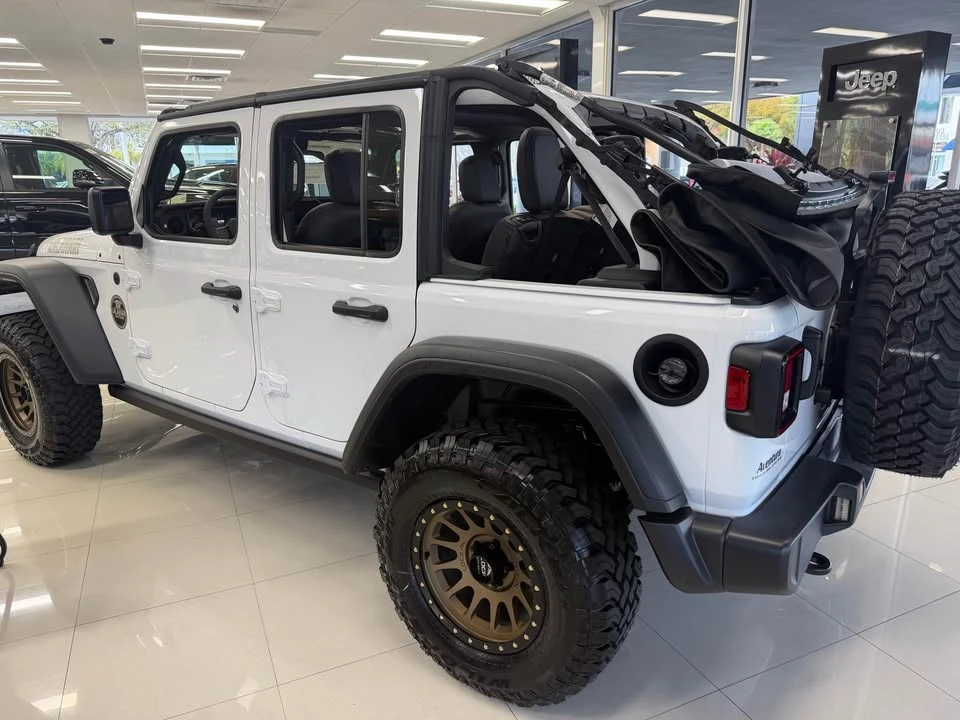 2026 Jeep JL Wrangler - Image 7 of 13