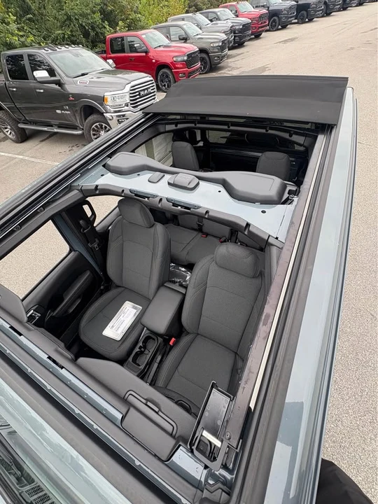 2026 Jeep JL Wrangler - Image 10 of 14