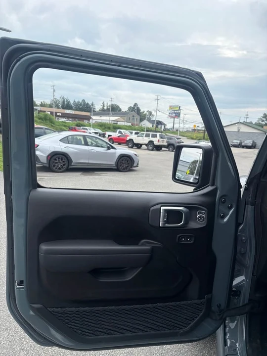 2026 Jeep JL Wrangler - Image 8 of 14