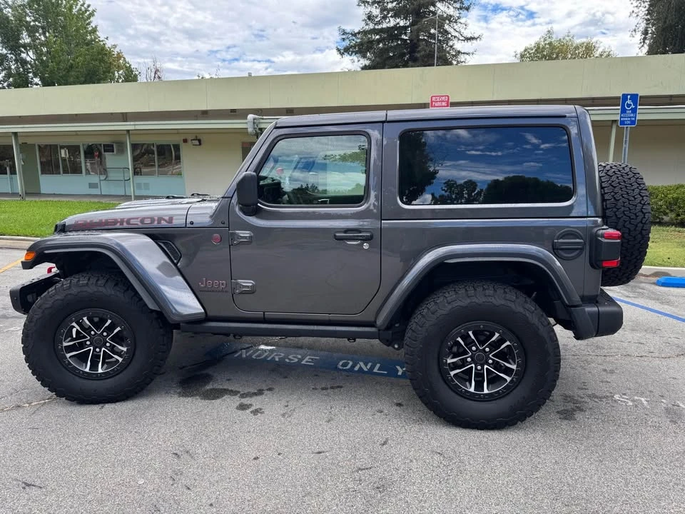 2026 Jeep JL Wrangler - Image 2 of 14
