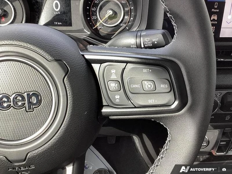 2026 Jeep JT Gladiator - Image 11 of 18