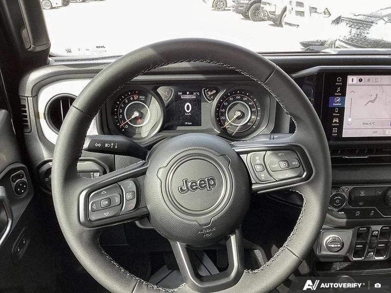 2026 Jeep JT Gladiator - Image 9 of 18