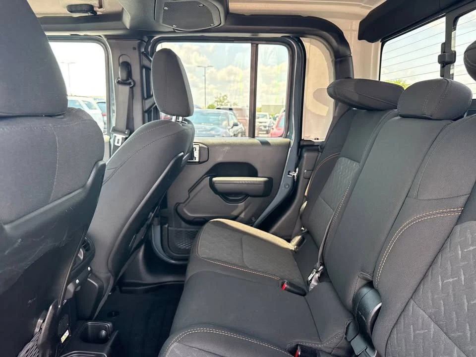 2026 Jeep JT Gladiator - Image 12 of 20