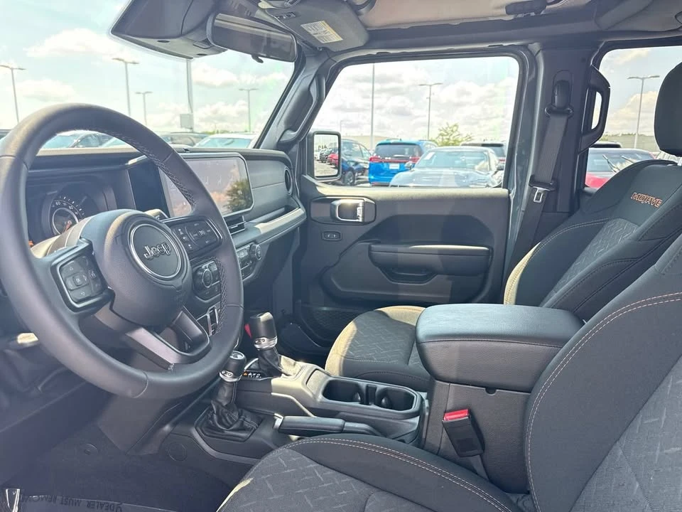 2026 Jeep JT Gladiator - Image 11 of 20