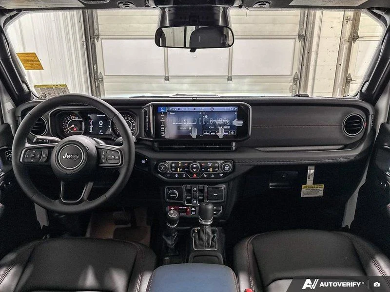 2026 Jeep JT Gladiator - Image 17 of 19