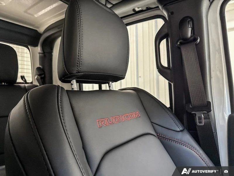 2026 Jeep JT Gladiator - Image 14 of 19