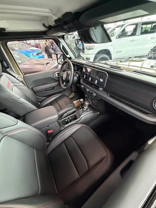 2026 Jeep JT Gladiator - Image 7 of 15