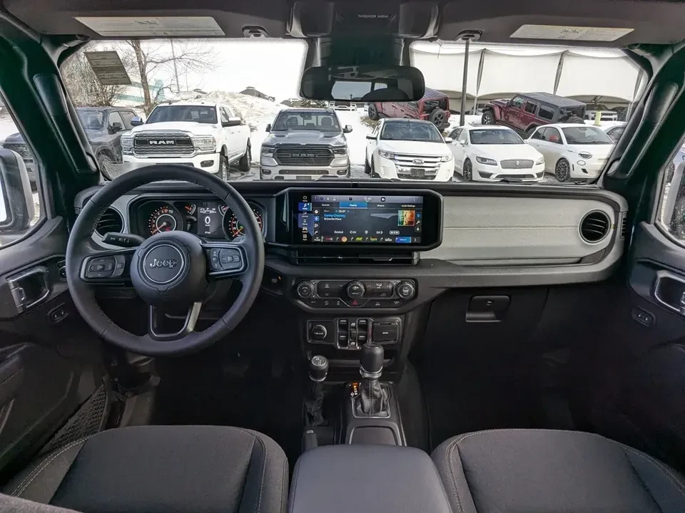 2026 Jeep JT Gladiator - Image 10 of 15