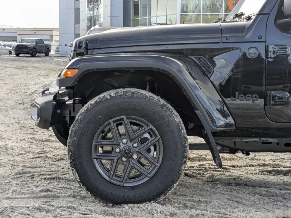 2026 Jeep JT Gladiator - Image 8 of 15