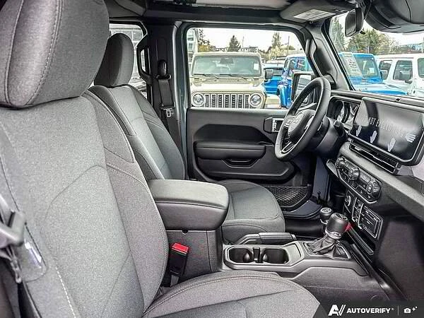 2026 Jeep JT Gladiator - Image 15 of 16